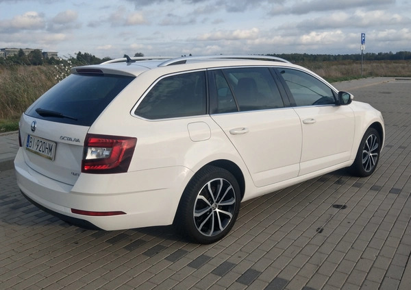 Skoda Octavia cena 73500 przebieg: 173600, rok produkcji 2017 z Białystok małe 407